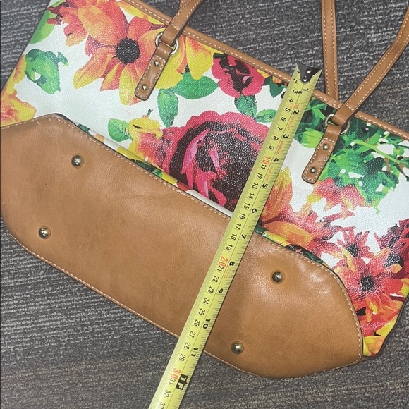 Nine West Floral Tote Bag with Tan Handles/ preowned - Picture 6 of 9